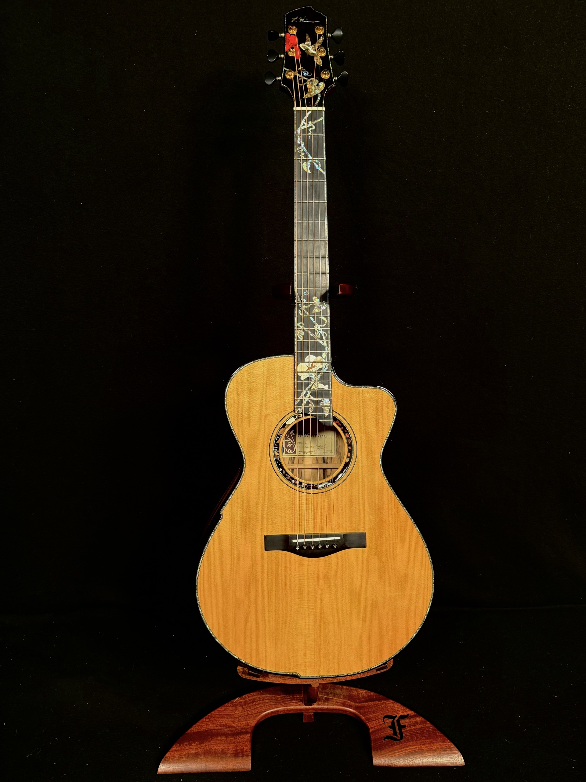 2017 Wingert EVC Black and White Ebony/German Spruce